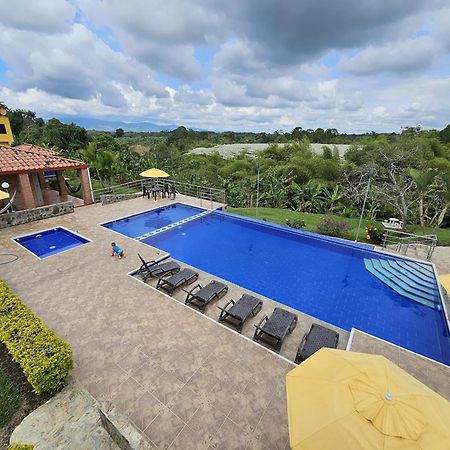 Hotel Campestre Los Mangos Quimbaya Extérieur photo